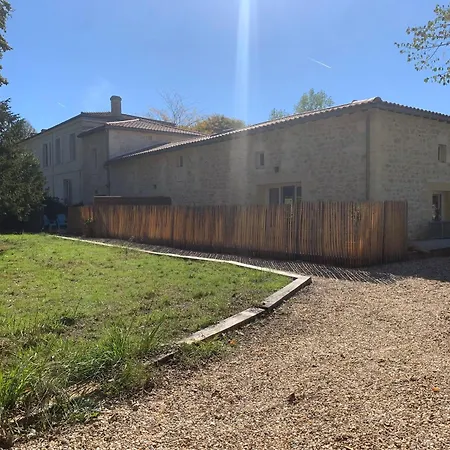Vakantiehuis Dans Un Ecrin De Verdure Aux Portes De Bordeaux Maison 1 *
