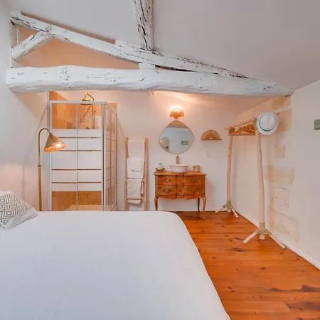 Dans Un Ecrin De Verdure Aux Portes De Bordeaux Maison 1 Vakantiehuis